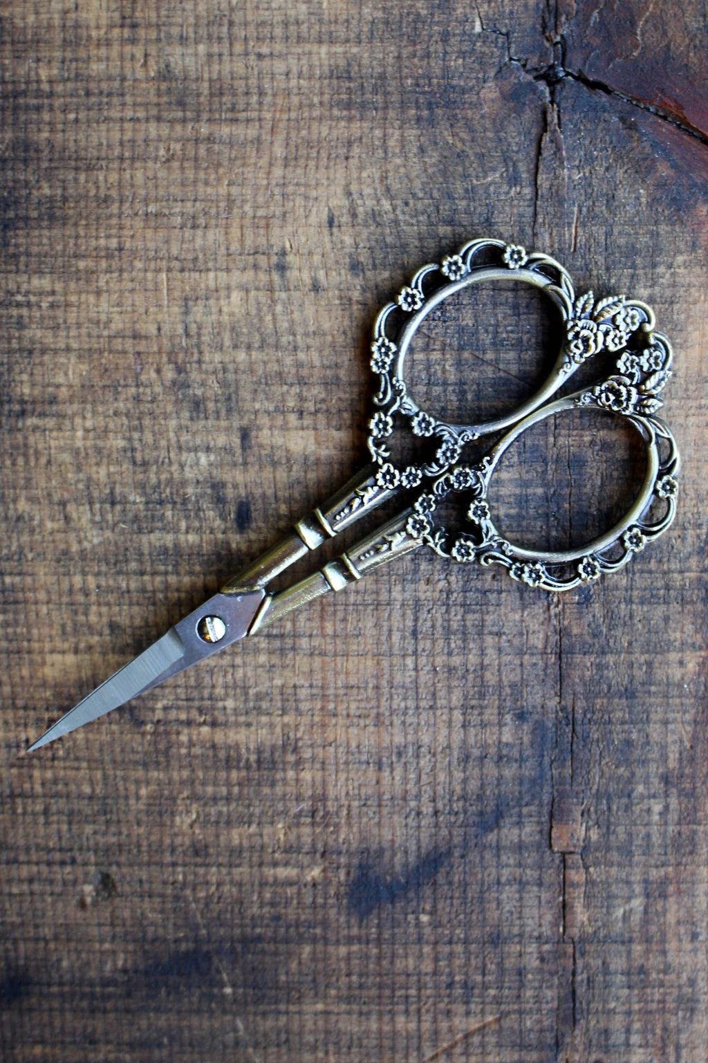 Scissors - Victorian Scrollwork
