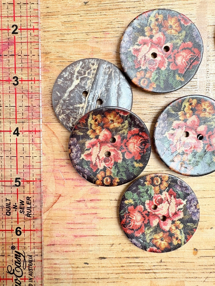 Button Company - Coconut Buttons