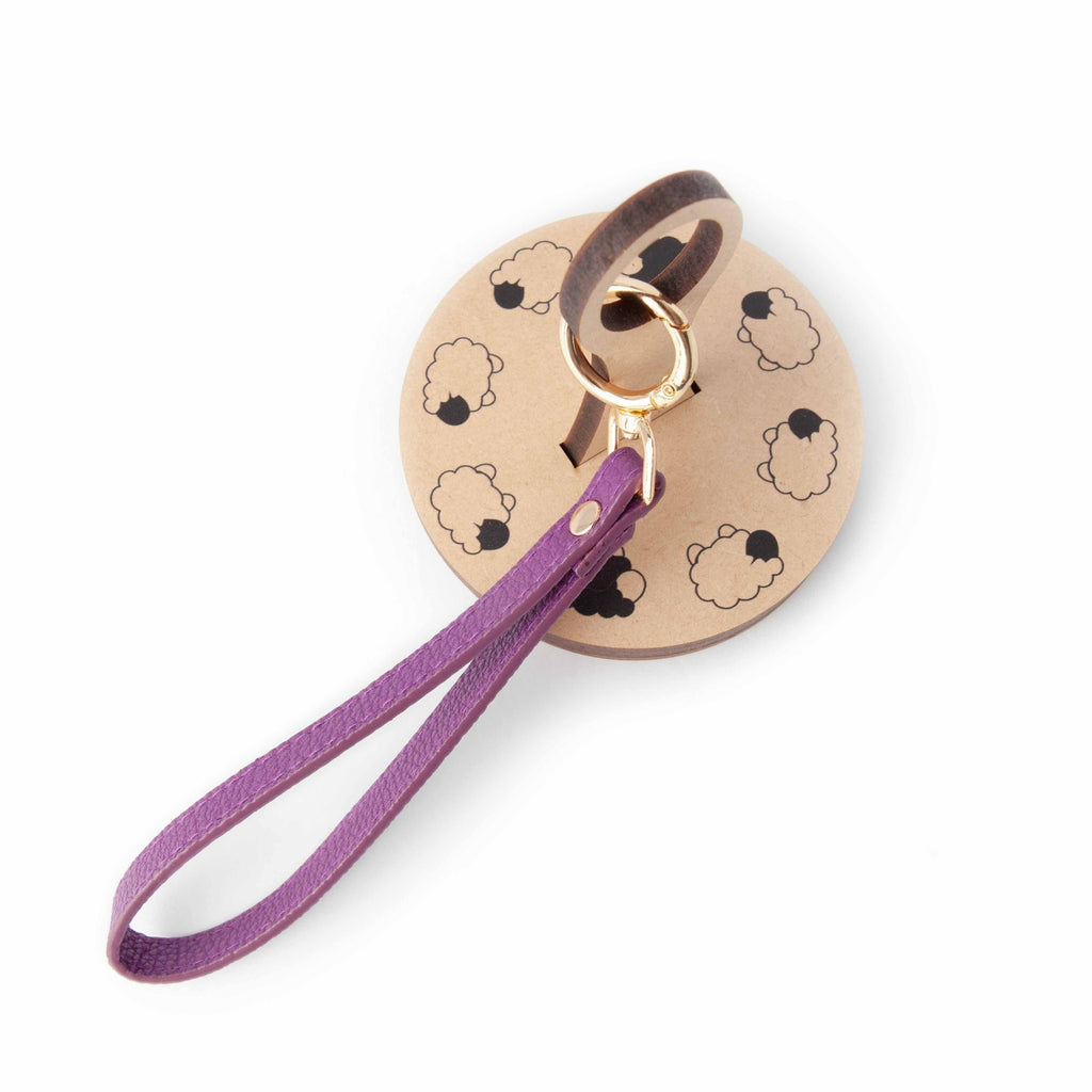 Twice Sheared Sheep Yarn to Go Wrist Strap (Wide Ring)