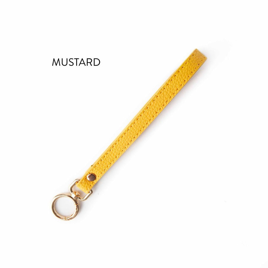 Twice Sheared Sheep Yarn to Go Wrist Strap (Wide Ring)