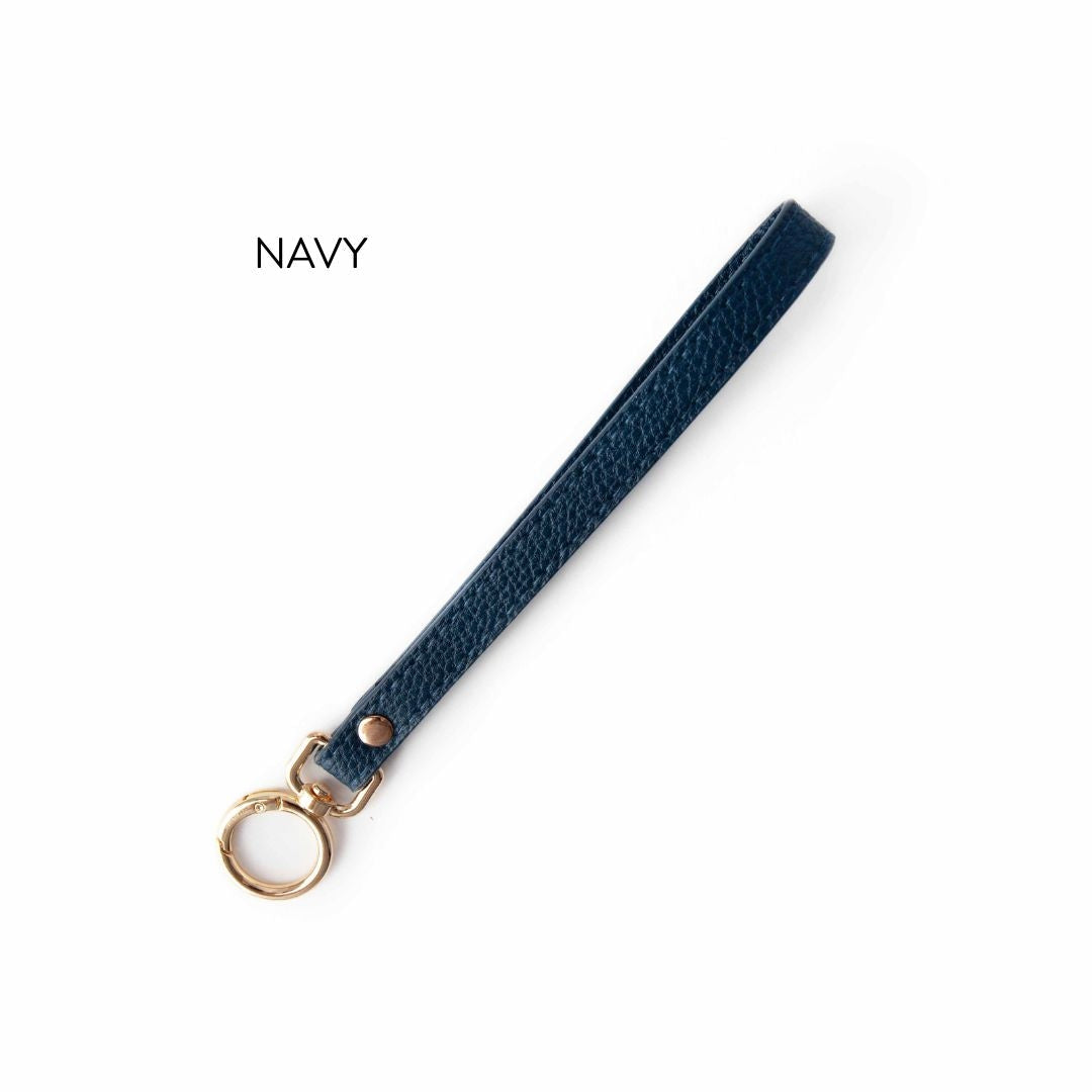 Twice Sheared Sheep Yarn to Go Wrist Strap (Wide Ring)
